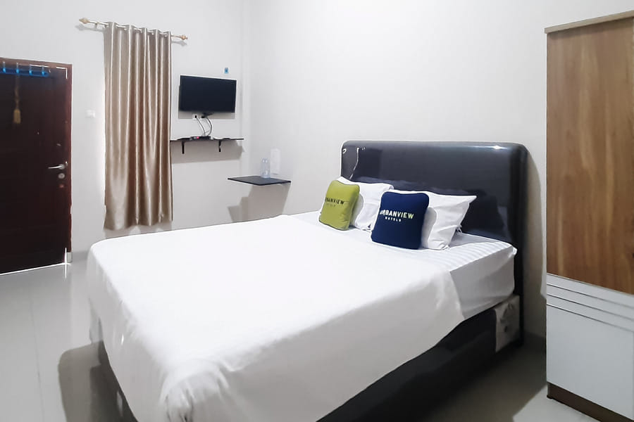Urbanview Homestay Fira Syariah Muara Enim by RedDoorz