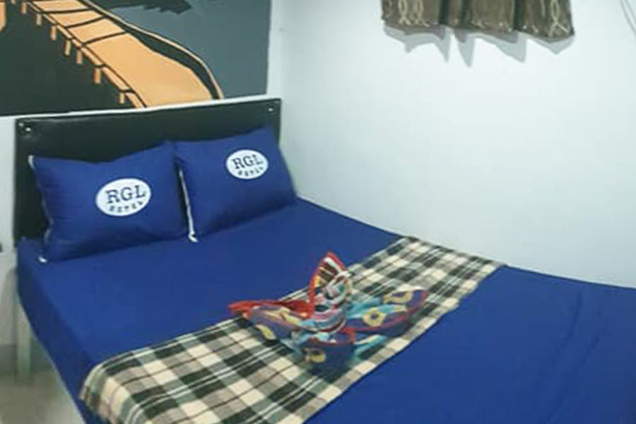 RGL Pinamalayan Condotel by RedDoorz