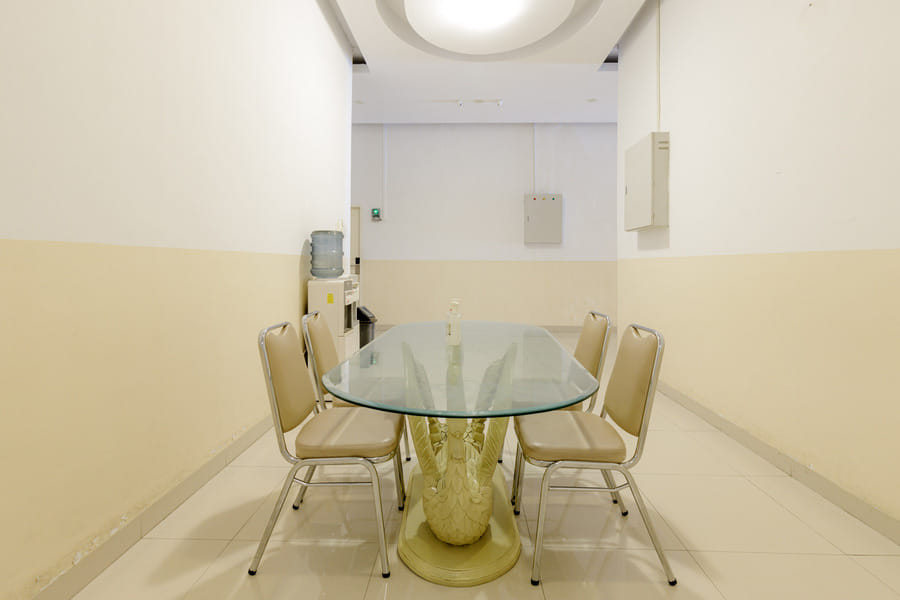 RedDoorz Plus near Thamrin Plaza Medan