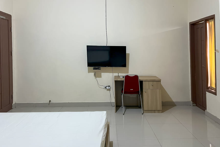 RedDoorz Syariah @ Pondok Bintang Jalan Biring Romang Makassar