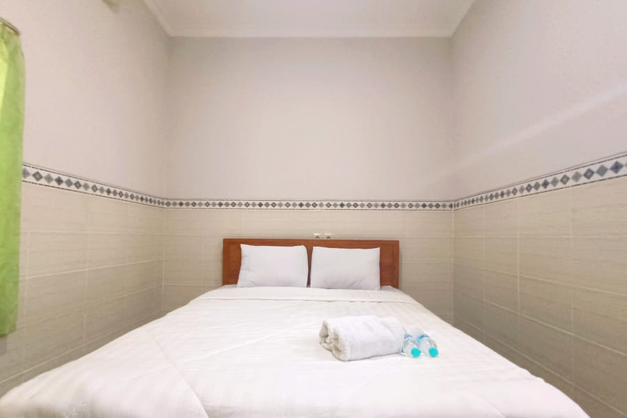 Wisma Mekar Jaya near Solo Safari Mitra RedDoorz