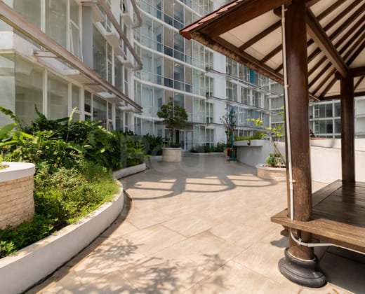 RedLiving Apartemen Majestic Point Serpong by Lucia