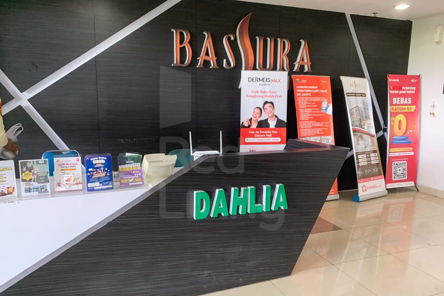 RedLiving Apartemen Bassura City - GF Rooms Tower Dahlia