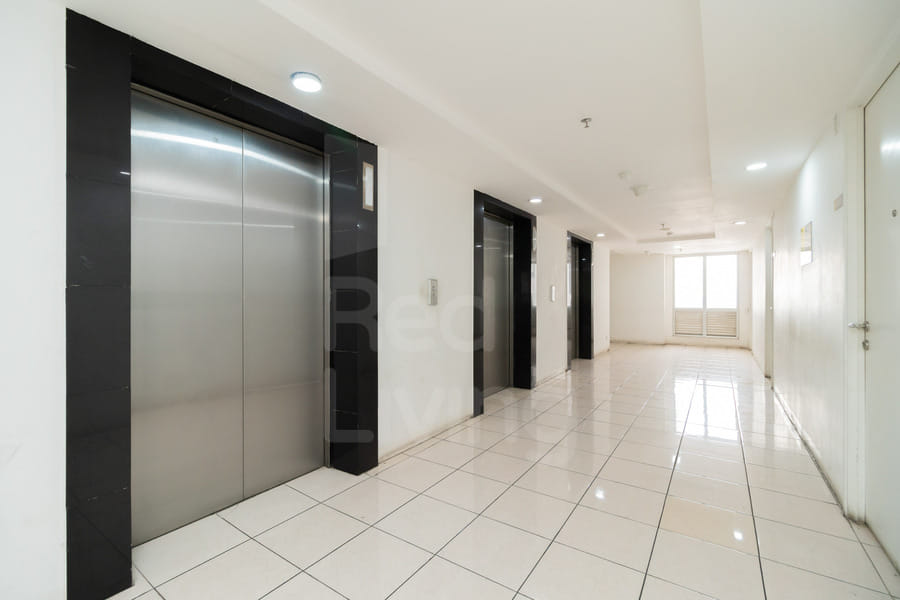 RedLiving Apartemen Bassura City - GF Rooms Tower Dahlia