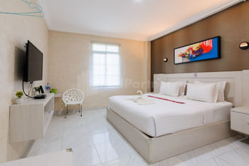 Hotel 78 Parapat Redpartner
