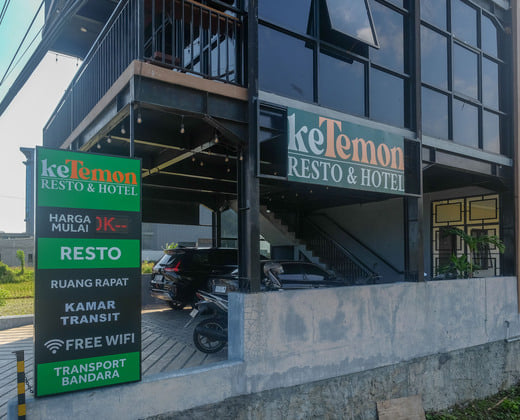 Urbanview keTemon Hotel & Resto YIA