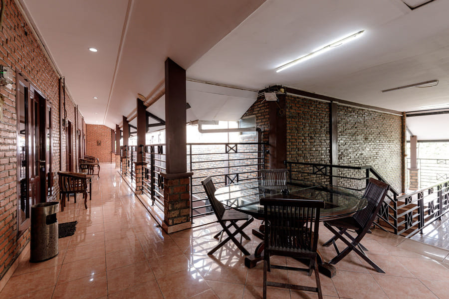 RedDoorz Plus @ Ampera Raya