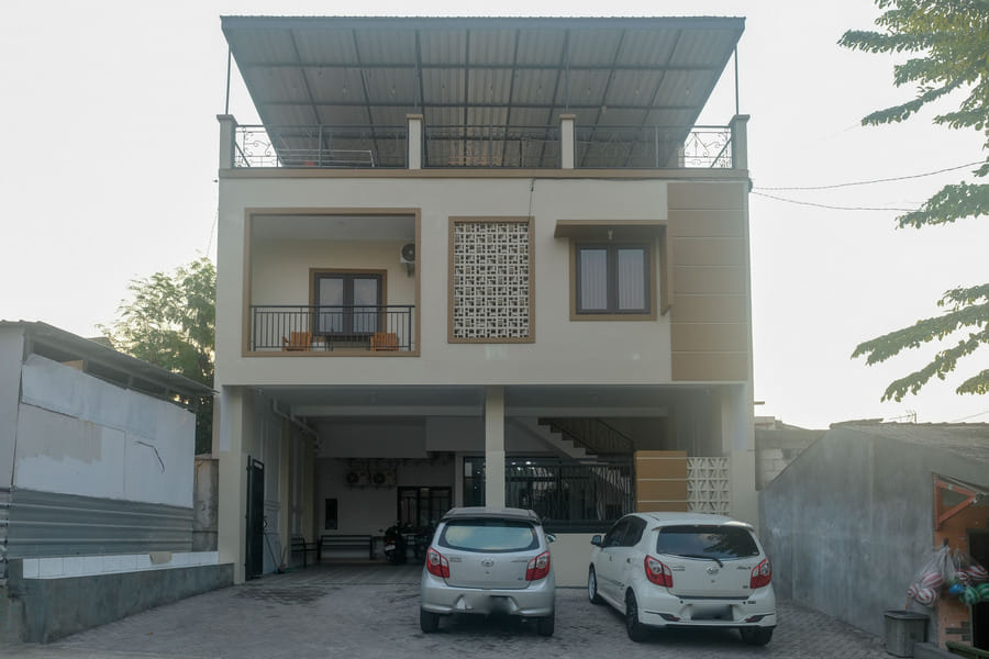 RedDoorz Syariah near UNIMUS Semarang