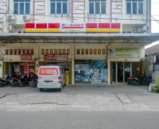 RedDoorz @ Jalan Japaris Medan