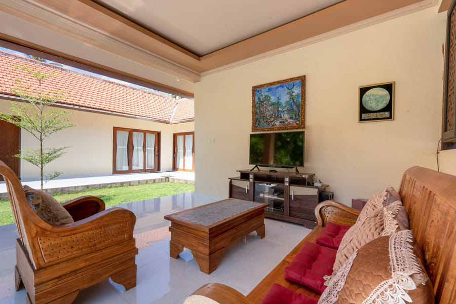 Calm Haven Villa with Amabela Garden Lovina Mitra RedDoorz