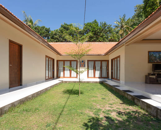 Calm Haven Villa with Amabela Garden Lovina Mitra RedDoorz