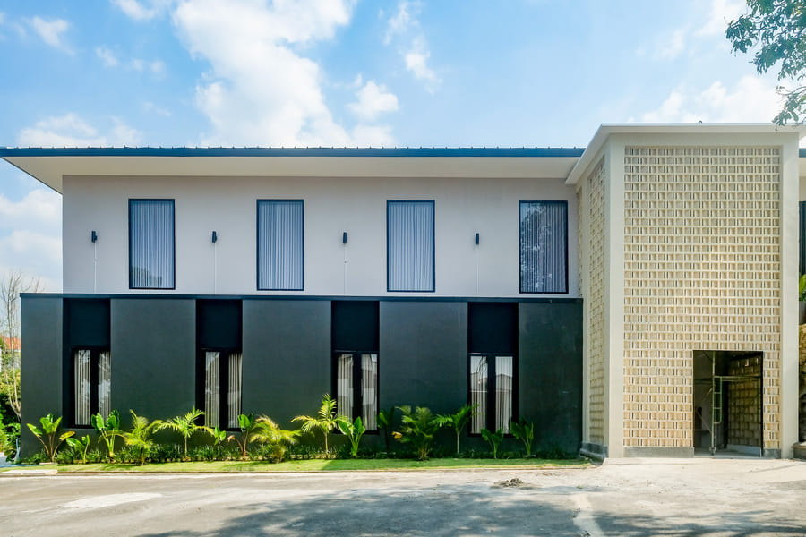 Urbanview Hotel JJ Bukitsari Semarang