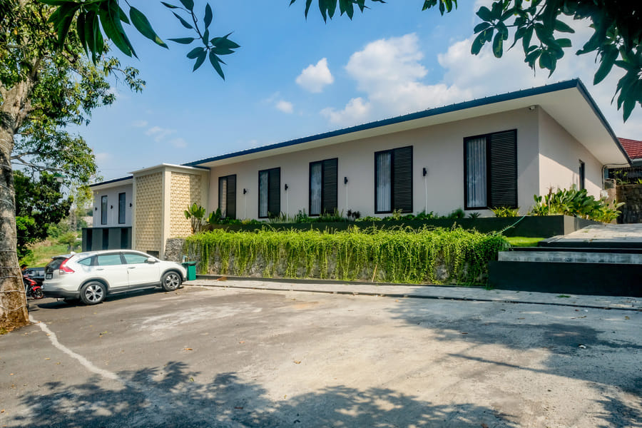 Urbanview Hotel JJ Bukitsari Semarang