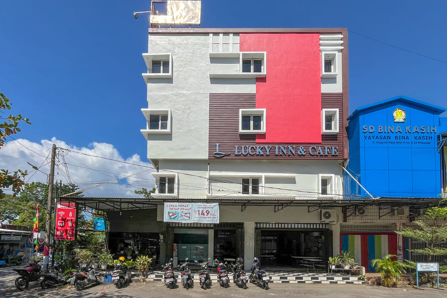RedDoorz @ Lucky Inn Panakukkang Makassar