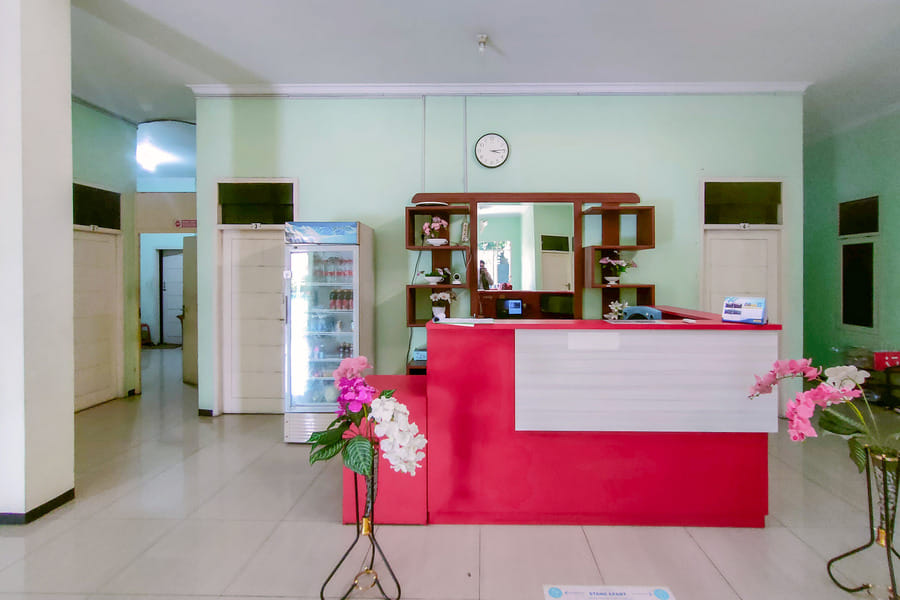 Djati Homestay Redpartner near Gor Djarum Kudus