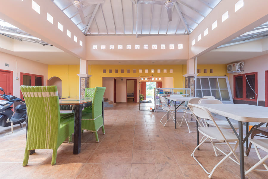 Urbanview Hotel Sany Cirebon