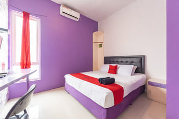 RedDoorz Plus @ Tuparev Cirebon 2.