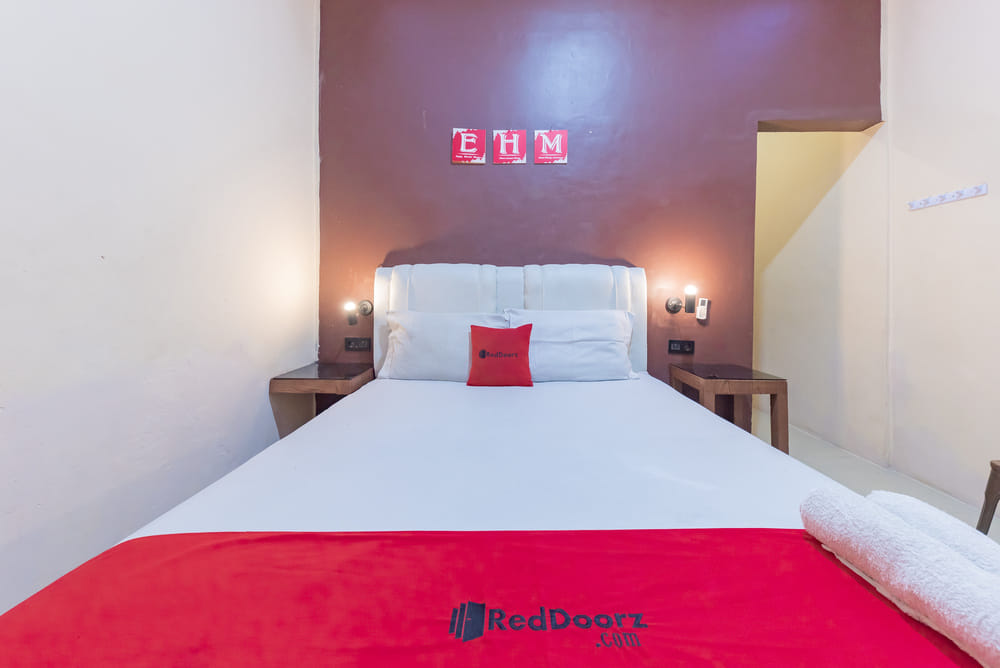 RedDoorz Room