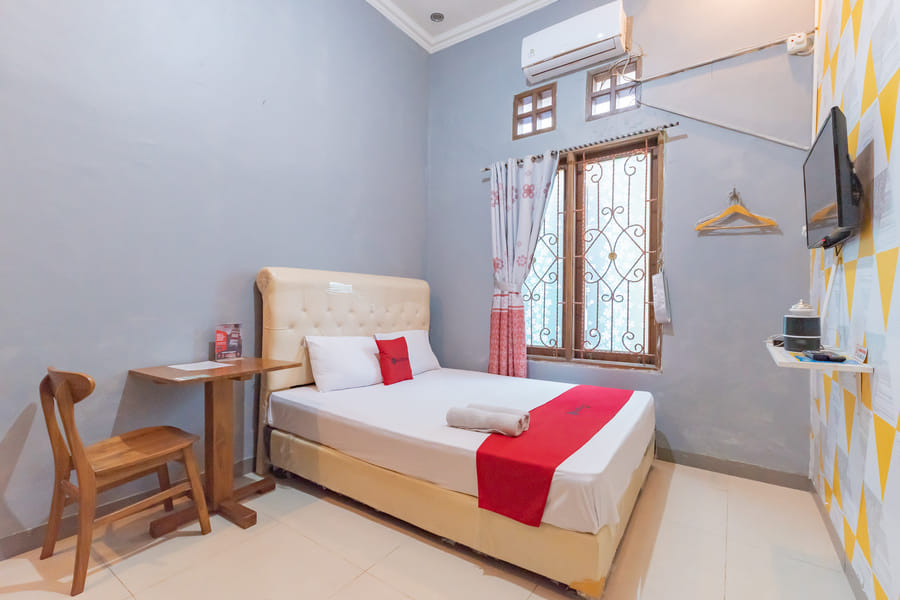 RedDoorz syariah @ Puri Kalijaga Street