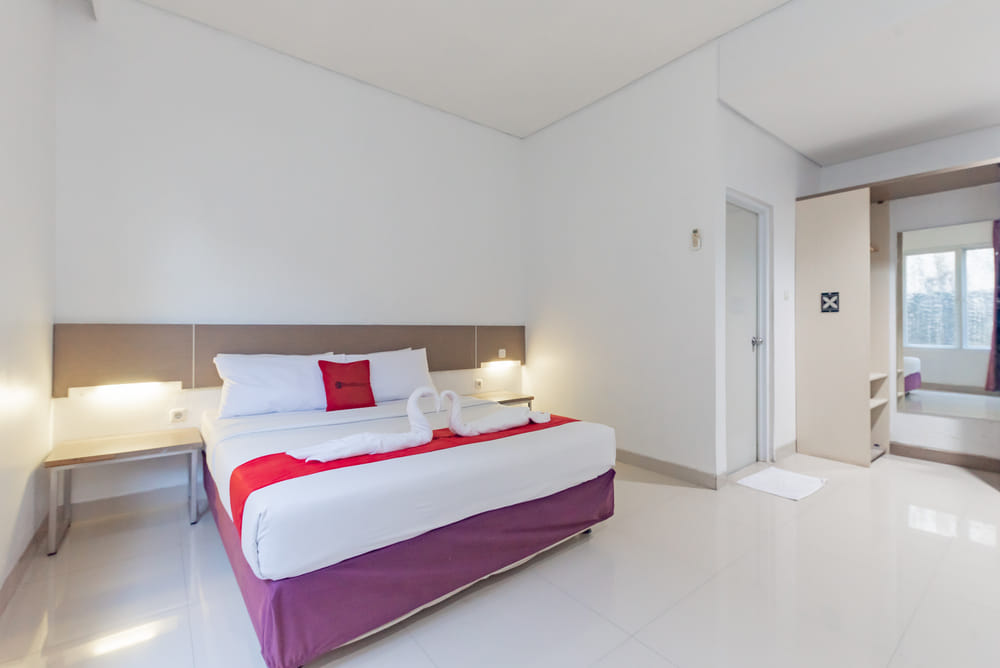 RedDoorz Premium