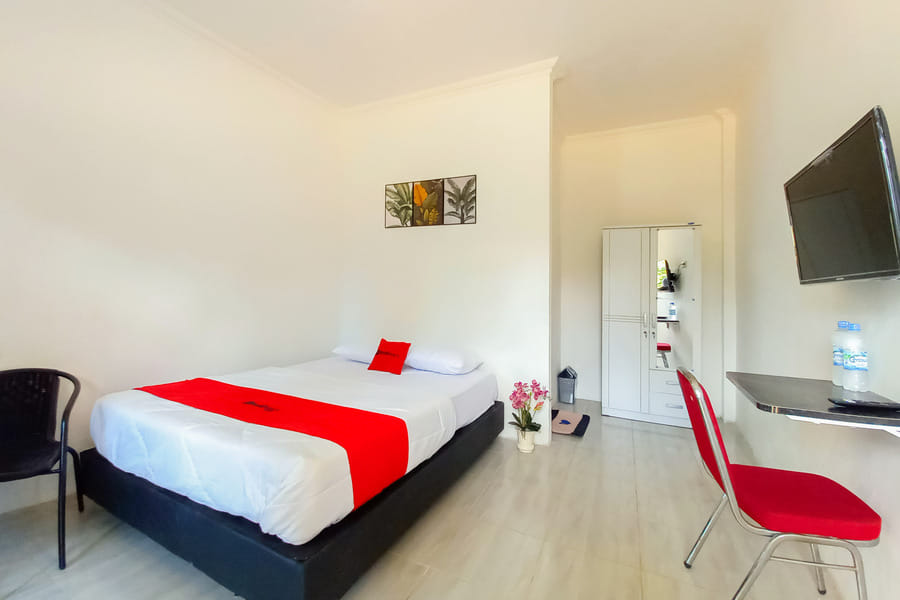 RedDoorz Syariah near Jamtos Lorong Hamba