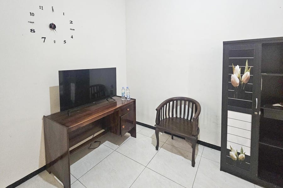 Hasana Guest House Syariah near Royal Plaza RedPartner