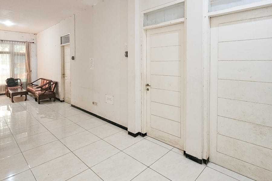 Hasana Guest House Syariah near Royal Plaza RedPartner