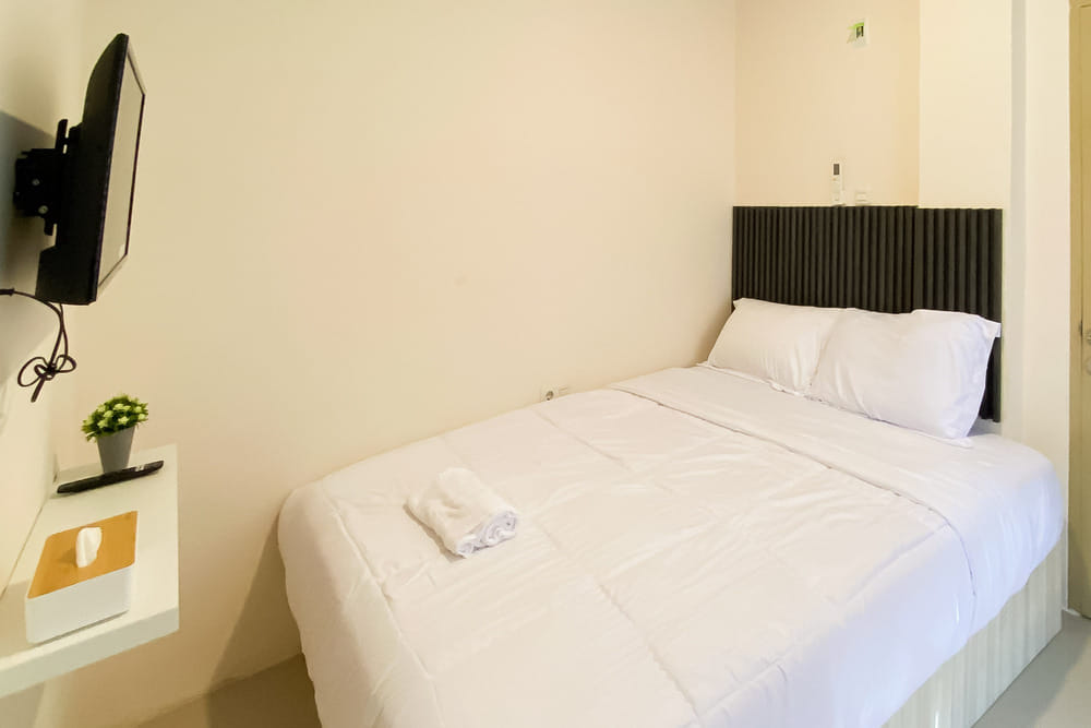 RedDoorz Deluxe Room