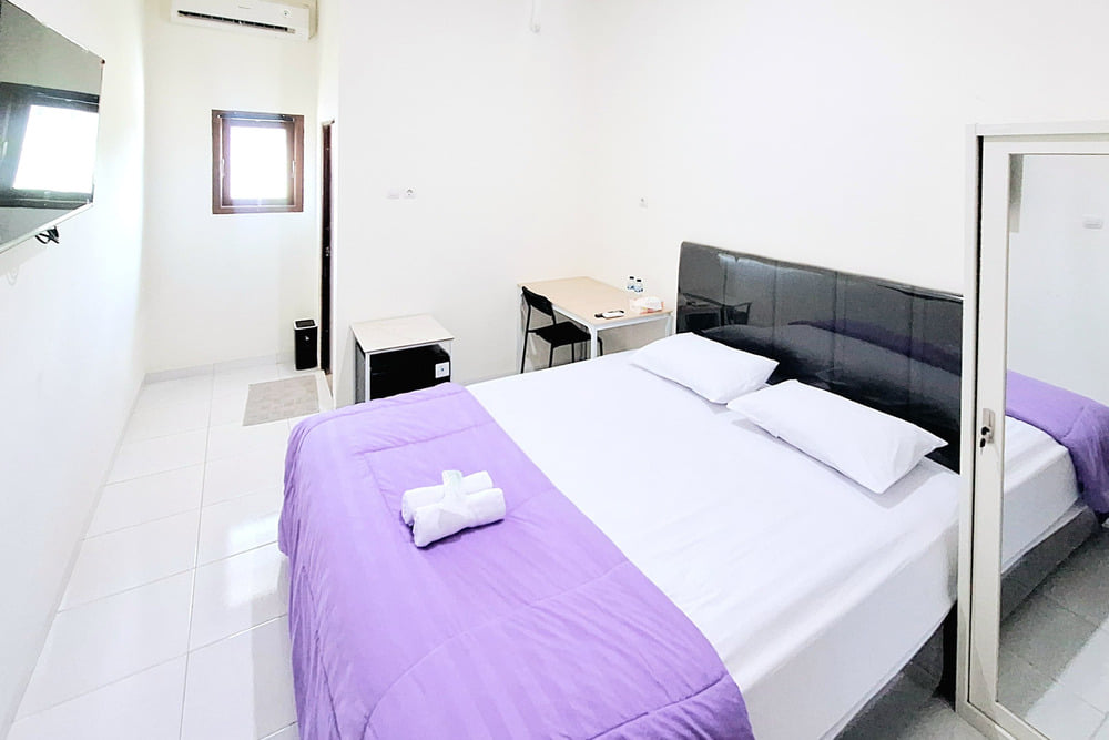 SALE Room
