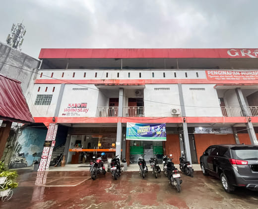 RedDoorz near Salib Kasih Tarutung