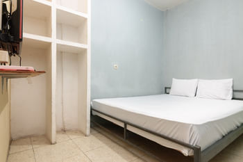 Backpacker Homestay Jatisampurna Redpartner