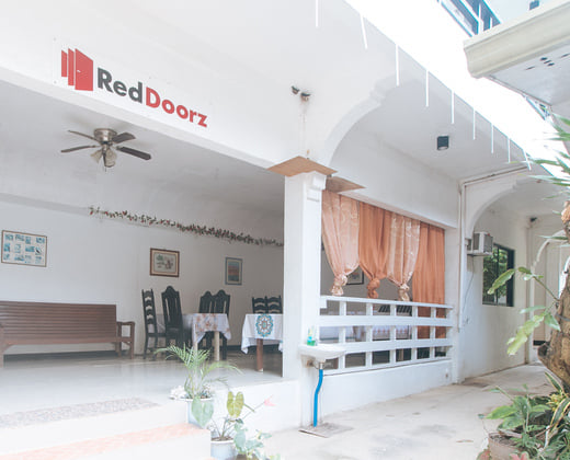 RedDoorz @ Lualhati Garden Cottage El Nido Palawan