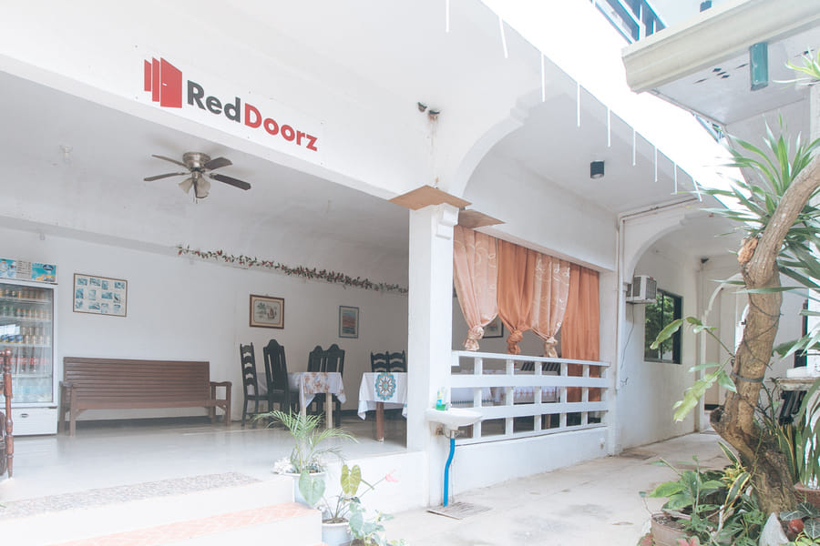 RedDoorz @ Lualhati Garden Cottage El Nido Palawan