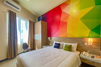 Urbanview Anelia Guest House Syariah Samarinda by RedDoorz