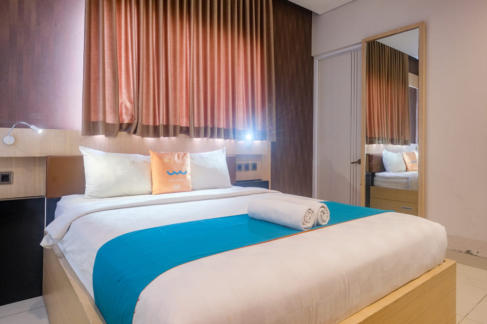 SALE Room