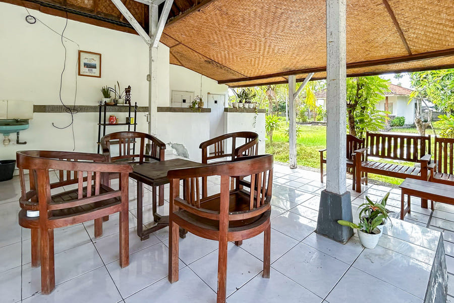 Hepi Bungalow Lovina Mitra RedDoorz