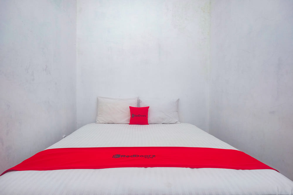 RedDoorz Room