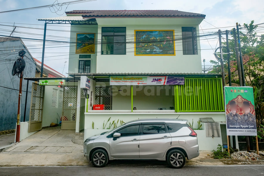 Trubus Guesthouse Syariah Magelang mitra RedDoorz