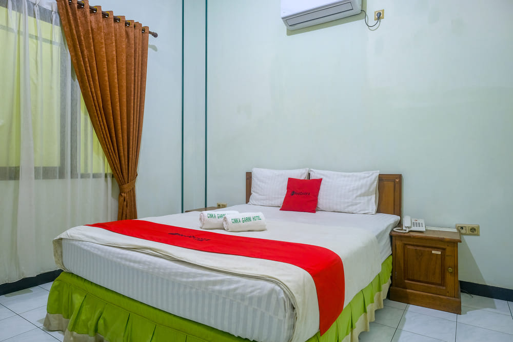 RedDoorz Room