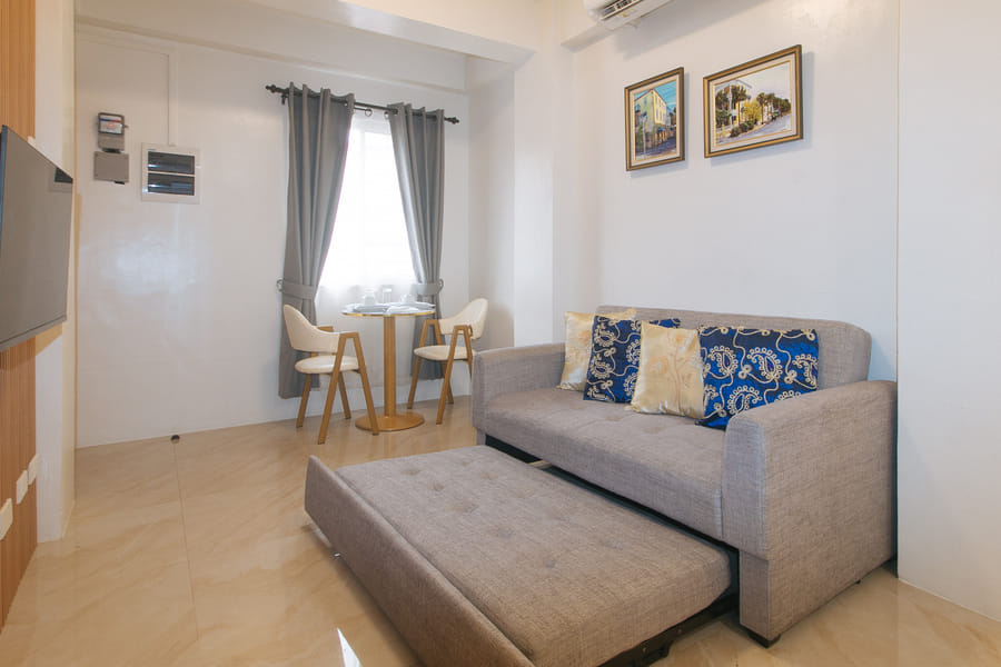 RedDoorz @ Delorian Residences