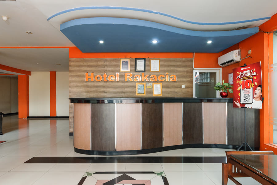 RedDoorz Plus @ Jalan Pemuda Jakarta