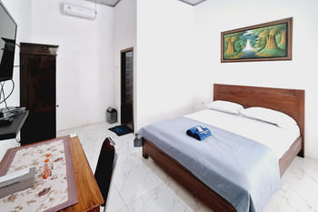 Ayani Guest House RedPartner