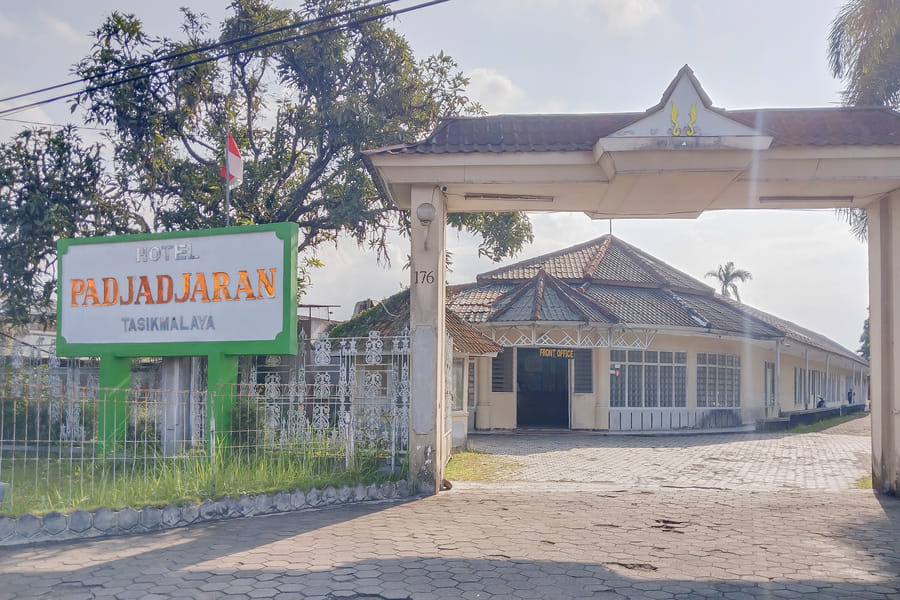 RedDoorz @ Hotel Padjajaran Tasikmalaya