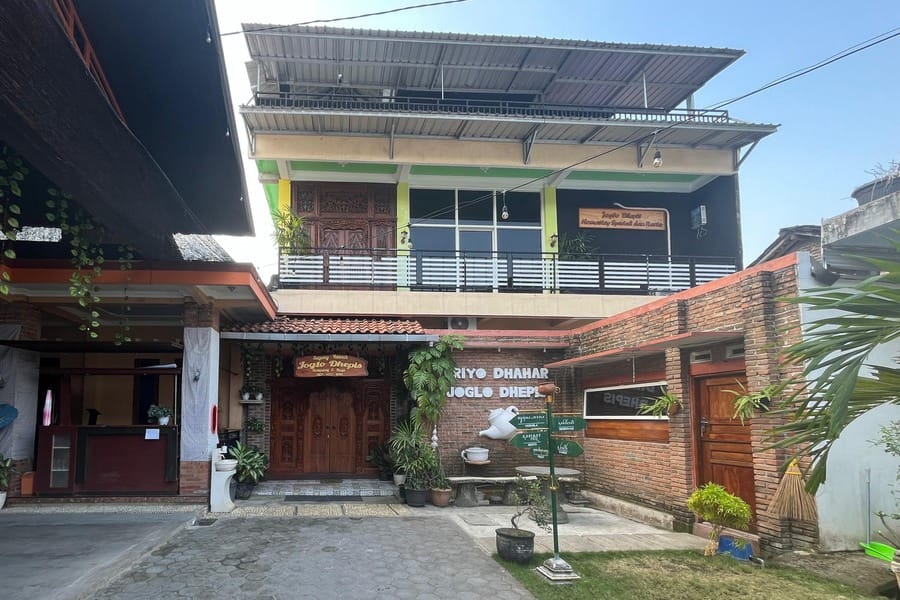 Joglo Dhepis Syariah Borobudur Magelang RedPartner