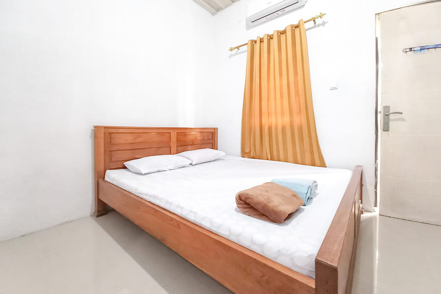 Alif House Syariah Redpartner near Taman Dayu Pandaan