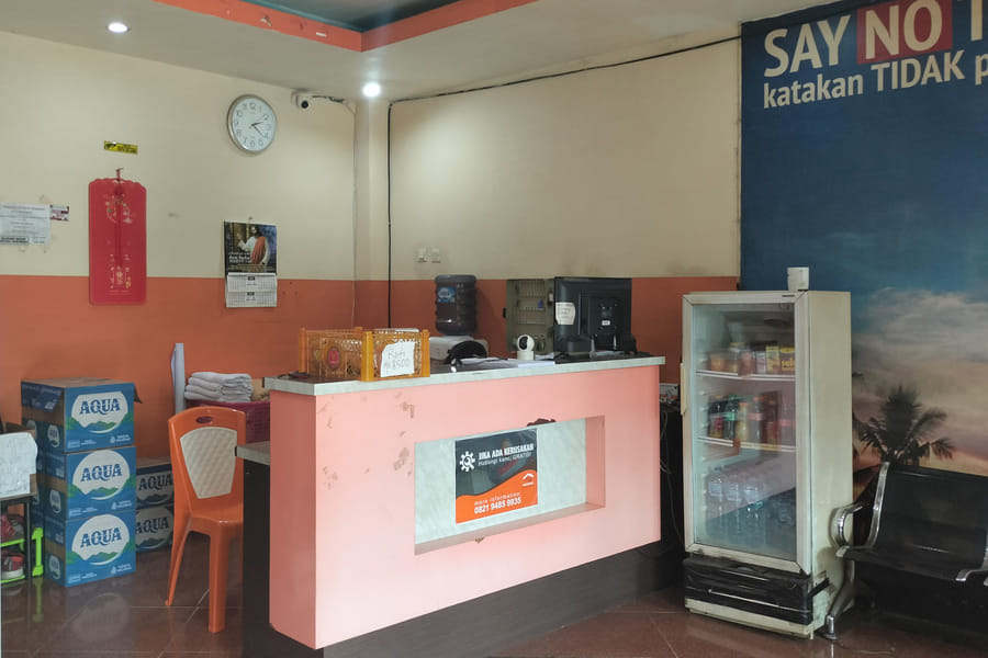 RedDoorz @ Oxy Residence Manado