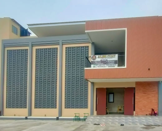 RedDoorz Syariah near Gelora Kadrie Oening Samarinda