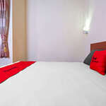 RedDoorz near Trans Studio Mall 2