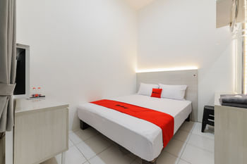 RedDoorz @ Pandu Raya Bogor by Madam M Place