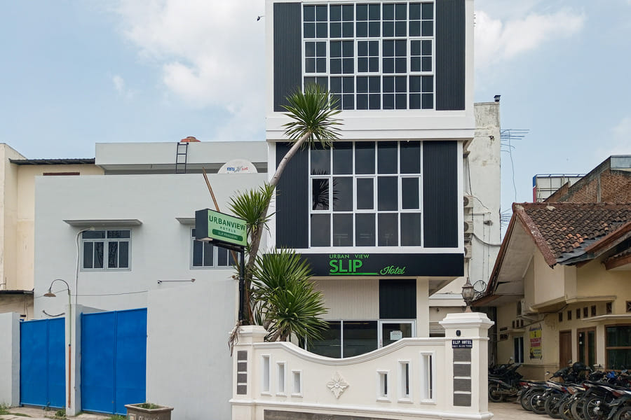Urbanview Hotel SLIP Pringsewu by RedDoorz